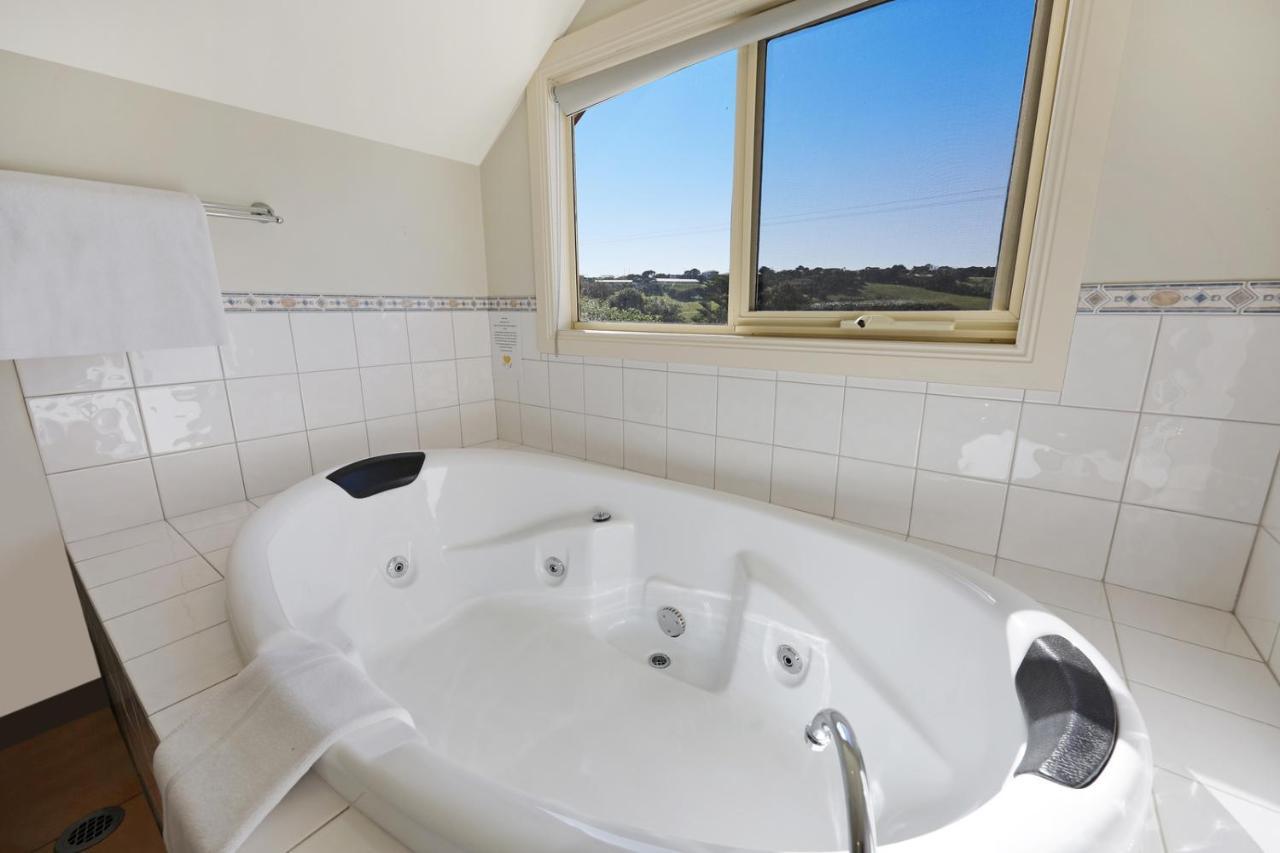 ווארנאמבול Logans Beach Apartments - The Loft מראה חיצוני תמונה