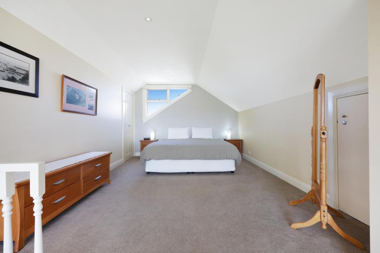 ווארנאמבול Logans Beach Apartments - The Loft מראה חיצוני תמונה